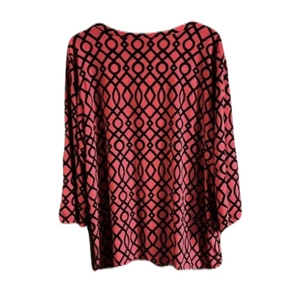 Rafaela Chic Geometric Patterned Top Size 2X - Picture 2 of 3
